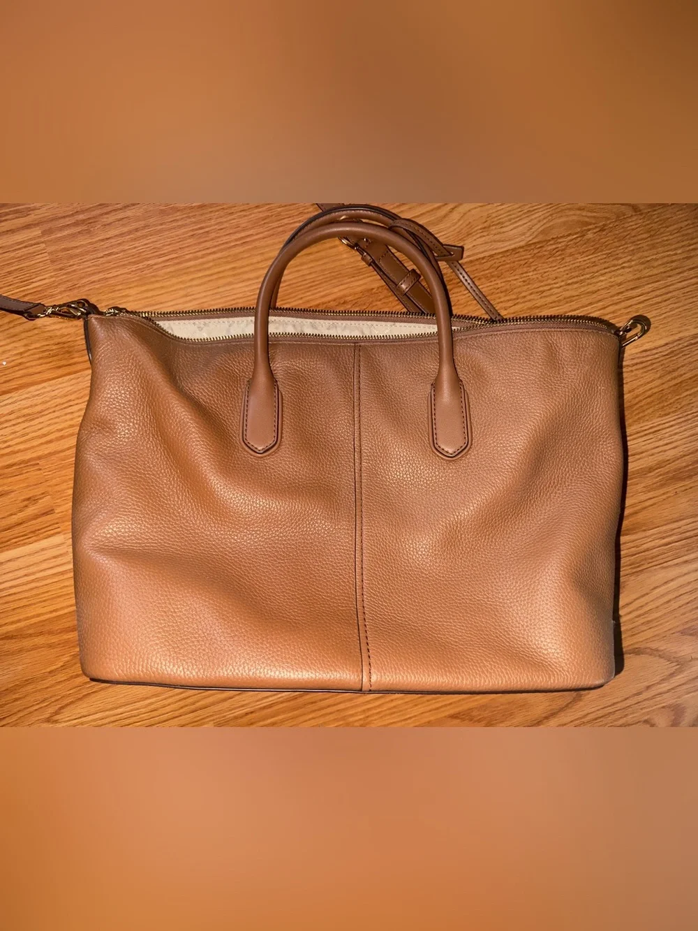 Gorgeous Michael Kors Cognac pebbled Leather Satchel with Gold Charm